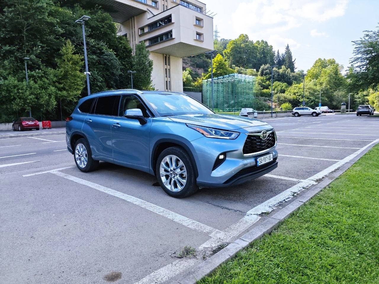 Автомобиль автопарка GeorgiaCARS №4